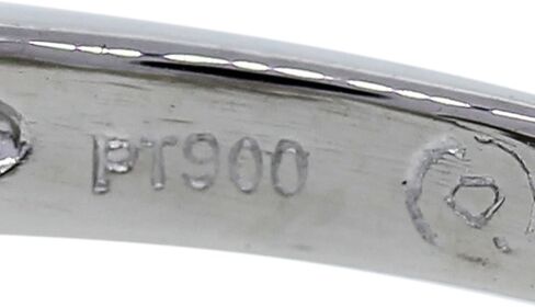 Platinum GIA Certified 0.97ct Round Brilliant Diamond Engagement Ring in Kuwait