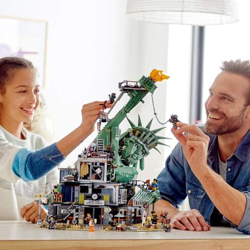 LEGO The Movie 2 Welcome to Apocalypseburg! 70840 Building Kit (3178 Pieces) (Discontinued by Manufacturer) in Saudi Arabia