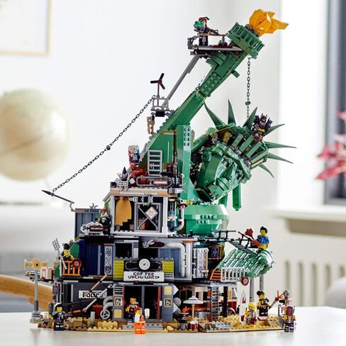 LEGO The Movie 2 Welcome to Apocalypseburg! 70840 Building Kit (3178 Pieces) (Discontinued by Manufacturer) in Saudi Arabia