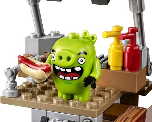 LEGO Angry Birds 75824 Pig City Teardown in Saudi Arabia