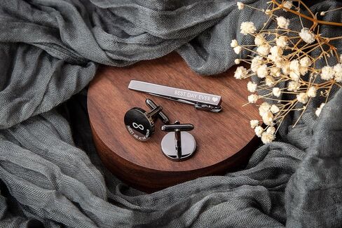 MUUJEE Engraved Cufflinks & Tie Clip in Kuwait