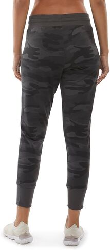 بنطلون رياضي كاجوال للنساء من دانسكين بطبعة مموهة ناعمة الملمس in Kuwait