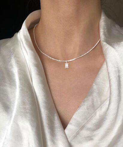 CAROVO Gold Necklace for Women,Dainty Gold Necklaces 14k Gold Plated Diamond Necklaces Cute CZ Solitaire Choker Necklaces for Women Simple Cubic Zirconia Pendant Necklace Trendy Jewelry Gifts in Kuwait