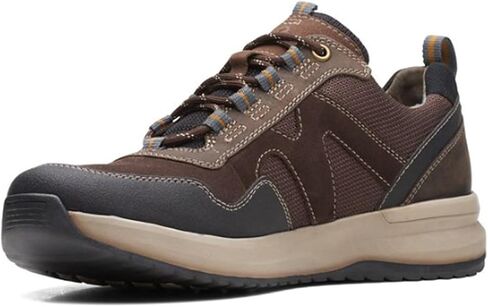 حذاء Wellman Trail Ap المقاوم للماء للرجال من Clarks in Kuwait