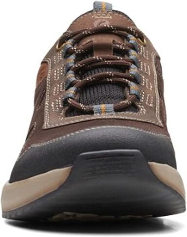 حذاء Wellman Trail Ap المقاوم للماء للرجال من Clarks in Kuwait