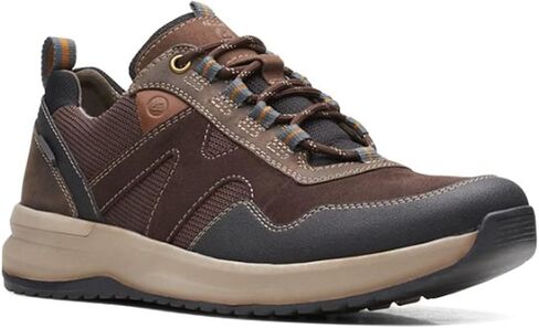 حذاء Wellman Trail Ap المقاوم للماء للرجال من Clarks in Kuwait