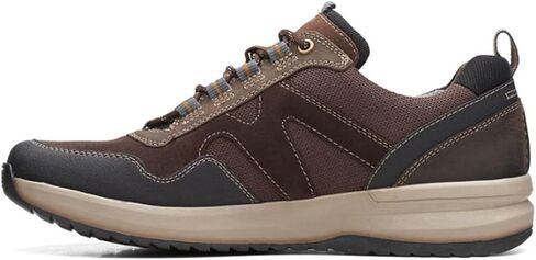 حذاء Wellman Trail Ap المقاوم للماء للرجال من Clarks in Kuwait