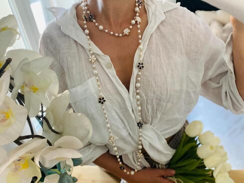 Fashion Jewelry Designer Flower and Bow Charms Faux Pearl Statement Long Sweater Necklace for Women in Saudi Arabia