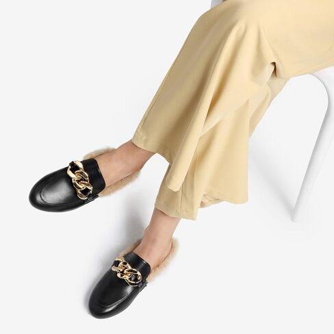 أحذية DREAM PAIRS Mules للنساء أحذية مسطحة مريحة سهلة الارتداء بمقدمة مغلقة أحذية بدون كعب مع سلسلة بدون ظهر للنساء in Kuwait