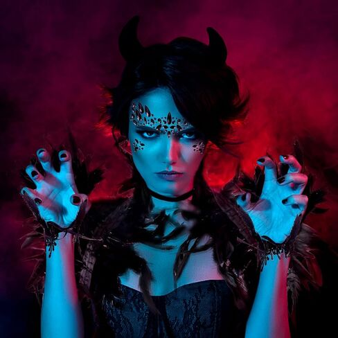 Hoemwarm Halloween أسود ريشة شال الرأس مع زوج واحد من قفازات الريش وملصقات وشم الوجه للنساء، طوق ريش قوطي برقبة كيب كتف شال زي لحفلات الهالوين in Kuwait
