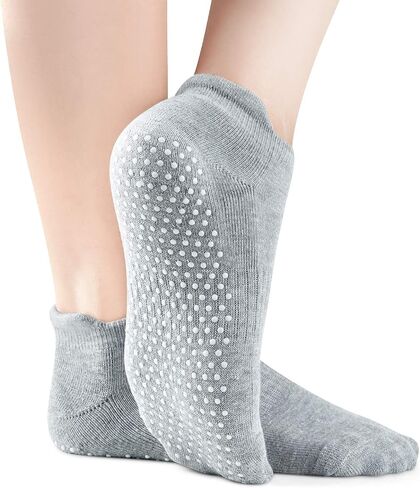 NEWCHAO Grip Non Skid Anti Slip Socks for Women and Men,3 Pairs Unisex Socks for Yoga Home Workout Barre Pilates Pregnancy in Kuwait