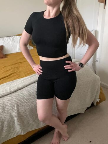 IWEMEK Women Seamless Yoga Outfits 2 Piece Workout Short Sleeve Crop Top with High Waisted Running Shorts Sets Activewear in Kuwait