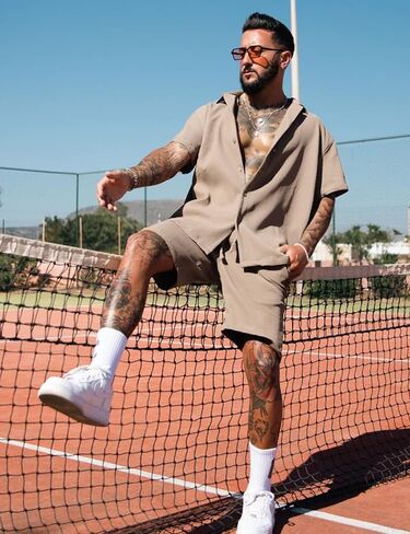 AstoSeu Men's Shirt and Shorts Set Short Sleeve Casual Button Down Summer Outfits in Kuwait