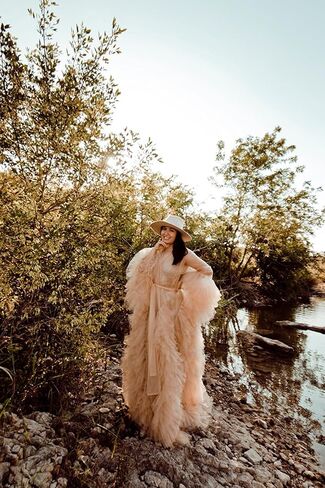 BATHGOWN Sexy Illusion Long Lingerie Tulle Robe Nightgown Bathrobe Sleepwear Bridal Robe Wedding Scarf in Saudi Arabia