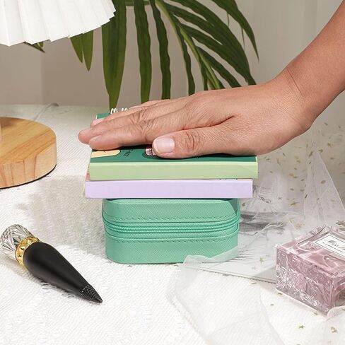 حقيبة مجوهرات للسفر من GOTDYA، صغيرة الحجم، محمولة من جلد البولي يوريثان، حافظة مجوهرات بحجم السفر لتنظيم وتخزين المجوهرات للنساء، أحمر وردي in Kuwait