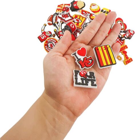 34 قطعة من أحذية كرة القدم الساحرة، صنادل تسد سوار معصم ديكورات رياضية ساحرة، سحر كرة القدم للأولاد والمراهقين البالغين والرجال في الحفلات in Kuwait