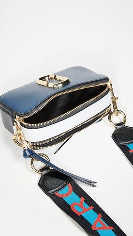 Marc Jacobs Women's The Snapshot in Kuwait