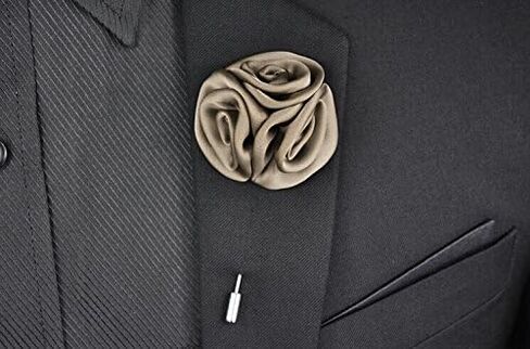 Flairs New York Gentleman's Essentials Premium مصنوع يدويًا على شكل زهرة على شكل بوتونيير in Kuwait