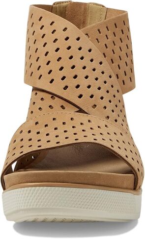 Eileen Fisher Sport P in Saudi Arabia