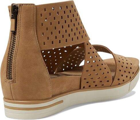 Eileen Fisher Sport P in Saudi Arabia