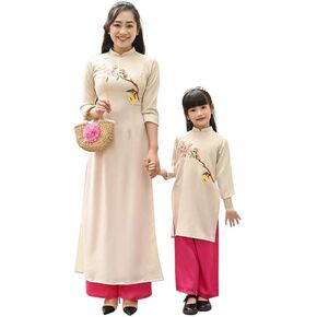 مجموعة أمي وابنتها كريم الحرير والتطريز آو داي | الفيتنامية التقليدية المعدة مسبقًا آو داي مع السراويل | آو داي للفتاة in Kuwait