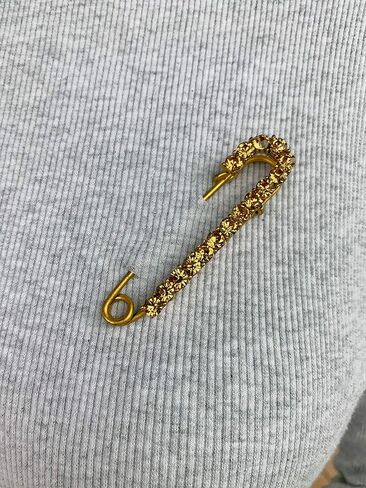 دبوس أمان لوشاح بروش أنيق وحصري من سينسيرا مع كريستالات سواروفسكي، إكسسوار أنيق باللون الأسود المطلي بالفضة أو الذهب العتيق in Kuwait