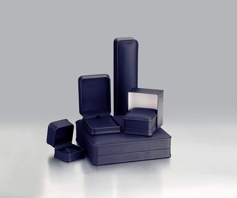 Wellingsale السيدات الصلبة 14K الذهب الأبيض المصقول تشيكوسلوفاكيا مكعب زركونيا جولة قطع خمسة 5 حجر الذكرى الزفاف الفرقة in Kuwait