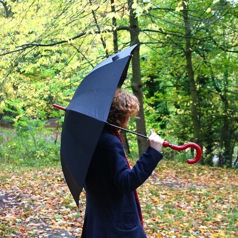 مظلة الطبيب السابع للطبيب - سيلفستر مكوي (الطبيب السابع) مظلة بي بي سي الرسمية in Kuwait