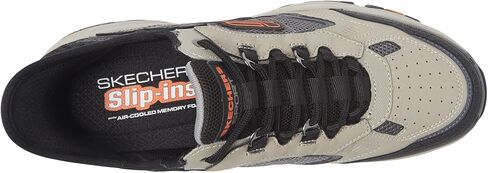 حذاء رياضي Vigor 3.0 سهل الارتداء للرجال من Skechers in Kuwait