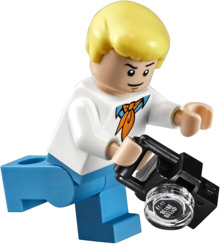 LEGO Scooby-Doo 75902 The Mystery Machine Building Kit in Saudi Arabia