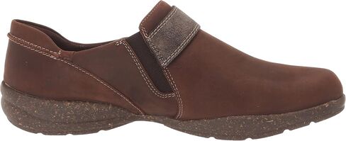 حذاء Roseville Dot Loafer النسائي من Clarks in Kuwait