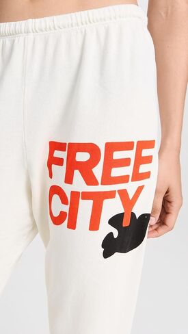 سراويل رياضية نسائية كبيرة الحجم من FREECITY in Kuwait