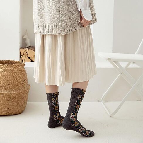 5 أزواج من الجوارب النسائية المبتكرة بنمط الأزهار من Riccess، جوارب جمالية بنمط عرقي عتيق للفتيات، جوارب مطاطية فوق الكاحل in Kuwait