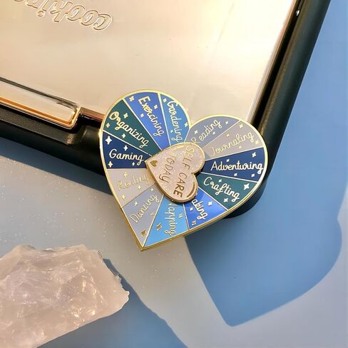 دبوس ملهم لطيف - دبوس مينا مزاجي مرح - هدايا جمالية للأطفال والبنات والمراهقات والنساء والرجال in Kuwait