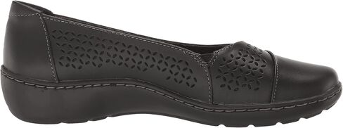 Clarks Women's Cora Iris Ballet Flat in Saudi Arabia