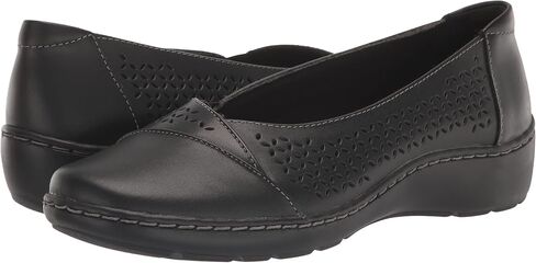 Clarks Women's Cora Iris Ballet Flat in Saudi Arabia