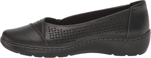 Clarks Women's Cora Iris Ballet Flat in Saudi Arabia