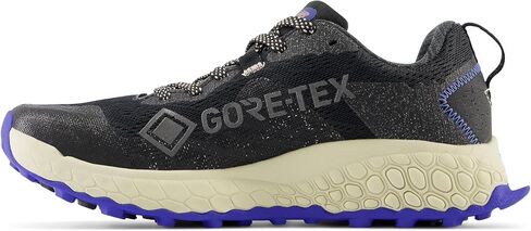حذاء الجري Fresh Foam X Hierro V7 Trail للنساء من New Balance، أسود/أزرق بحري، عرض 7.5 in Saudi Arabia