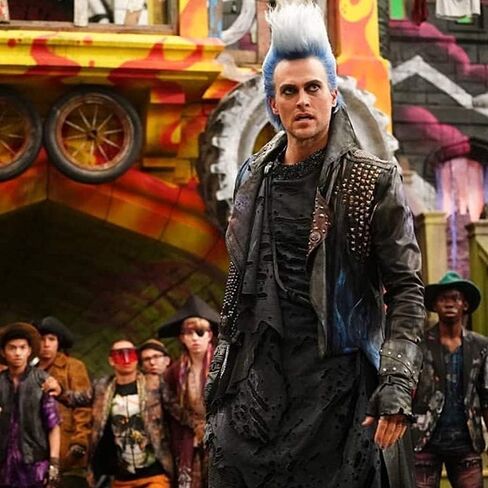 Bopocoko Mens Wig Halloween Costume Wigs for Party Short Straight Blue Mixed White Wig with Wig Cap BU222 in Kuwait