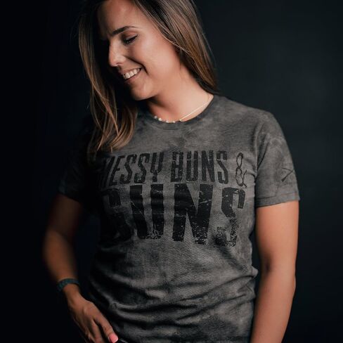 Grunt Style Messy Buns & Guns - Women's T-Shirt in Saudi Arabia