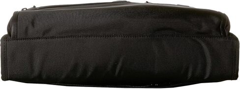 TUMI - حقيبة كمبيوتر محمول صغيرة الحجم Alpha 3 ذات شاشة كبيرة - حقيبة كمبيوتر مقاس 17 بوصة للرجال والنساء in Kuwait