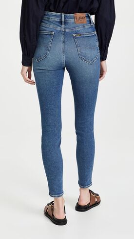 Lee High-Rise Skinny in Saudi Arabia