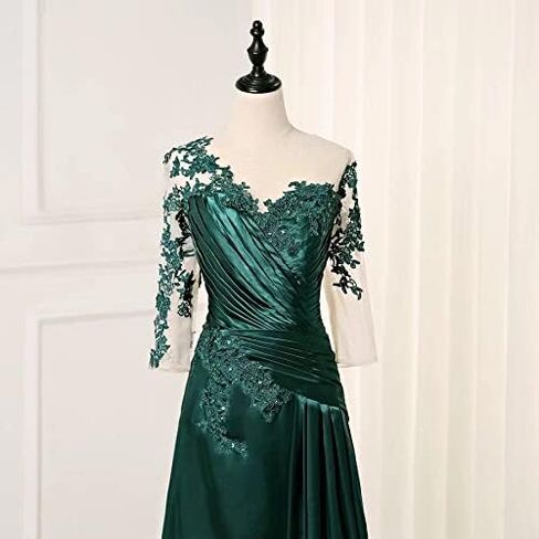 2023 Mother of The Bride Dresses Appliques Beaded Long Sleeve Formal Dress Evening Gowns Women in Saudi Arabia