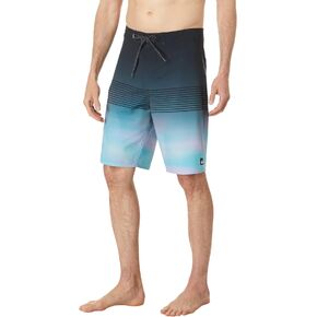 Quiksilver Men's Standard Surfsilk Slab 21 Boardshort Swim Trunk in Kuwait