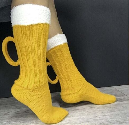 الجوارب القدح البيرة العم الدهون | جوارب بيرة محبوكة مضحكة بمقبض مصنوع يدويًا | هدية الجدة in Kuwait