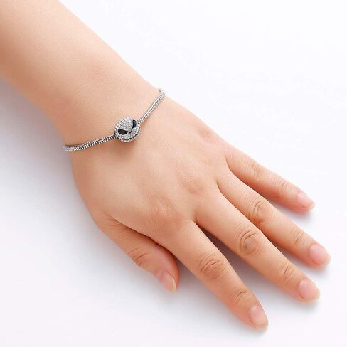 hanreshe الأقراط الجمجمة الجمجمة جاك فضية اللون دائرية صغيرة أقراط كابوس قبل عيد الميلاد الكرتون والمجوهرات القوطية للنساء والفتيات in Kuwait