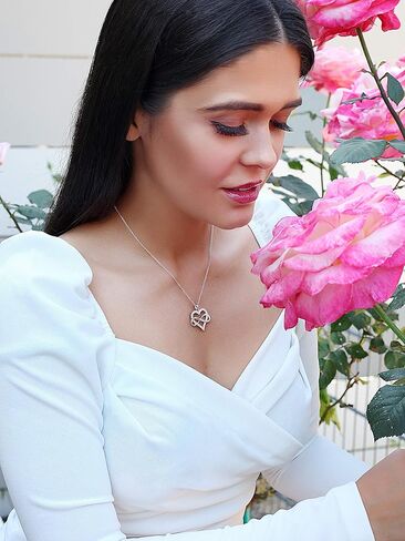 Sash & Soph Infinity Heart Necklace for Women. 925 Sterling Silver Heart Necklace for Girlfriend, Love Heart Pendant on 18" Chain with 2" Extender (Rose Gold or Gold Plated) in Kuwait