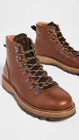 حذاء The Bear الرجالي من الجلد Rosco للمشي لمسافات طويلة in Kuwait