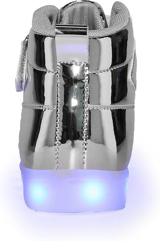 أحذية Voovix Kids المضيئة بإضاءة LED وشحن USB وامضة أحذية رياضية عالية الجودة للأولاد والبنات والأطفال من الجنسين in Kuwait