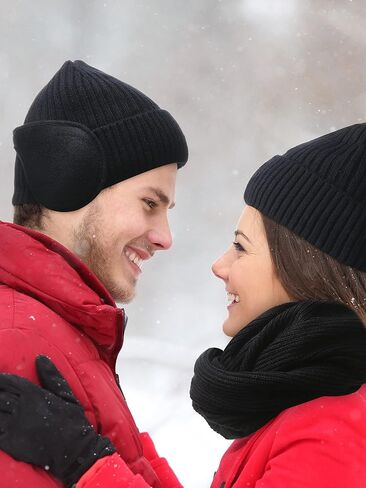 قبعة صغيرة شتوية للرجال مكونة من 5 قطع، قبعة محبوكة على شكل جمجمة ووشاح لتدفئة الرقبة وقفازات تعمل باللمس، مجموعة جوارب للصديق، الرجال، المراهقين، اسود، مقاس واحد, أسود, مقاس واحد in Kuwait